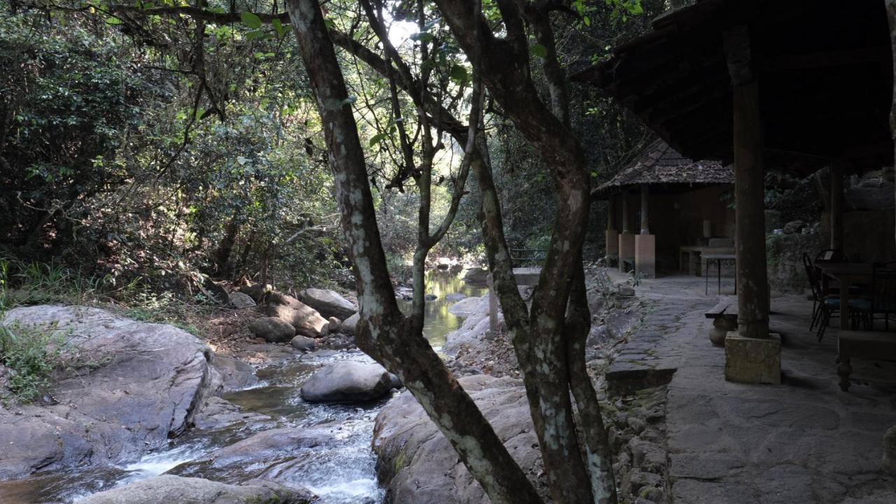 The Kandy Samadhicentre Hotell Narampanawa Eksteriør bilde